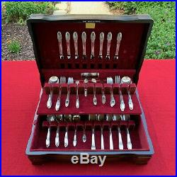 100 pc Set Rogers FIRST LOVE Sliverplated Flatware in Excellent Condition