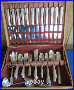 103 Pcs Wm Rogers IS Silver Plated Treasure Flatware Silverware Service for 12