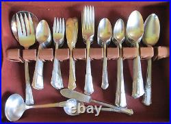 103 Pcs Wm Rogers IS Silver Plated Treasure Flatware Silverware Service for 12