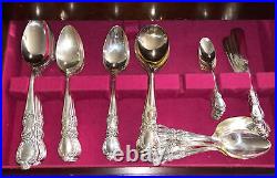 104 pc 1847 Rogers Bros Heritage silverware silverplate flatware silver set Box