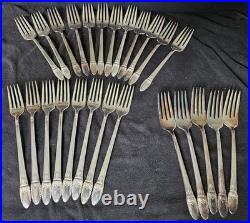 106 Piece Antique 1847 Rogers Bros FIRST LOVE Flatware Set Free Shipping