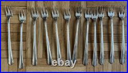 115pc Wm A Rogers Oneida A1 Plus Silverplate Flatware Silverware Set withServing 115pc Wm A Rogers Oneida A1 Plus Silverplate Flatware Silverware Set withServing