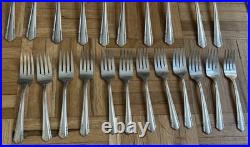 115pc Wm A Rogers Oneida A1 Plus Silverplate Flatware Silverware Set withServing 115pc Wm A Rogers Oneida A1 Plus Silverplate Flatware Silverware Set withServing