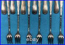 12 Silverplated 1892 PARA pattern OYSTER / SEAFOOD FORKS 1847 Rogers Bros 12 Silverplated 1892 PARA pattern OYSTER / SEAFOOD FORKS 1847 Rogers Bros