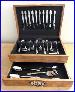 1847 ROGERS BROS 68 pc First Love Silver Plate Flatware with Wooden Chest