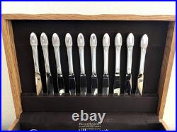 1847 ROGERS BROS 68 pc First Love Silver Plate Flatware with Wooden Chest