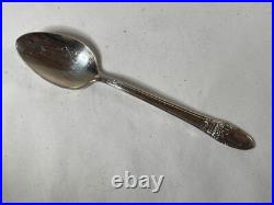 1847 ROGERS BROS FIRST LOVE SILVER-PLATE FLATWARE SET 57pc W CHEST 4653