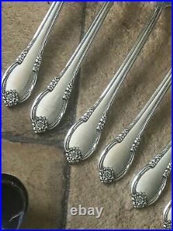 1847 ROGERS Bros IS REMEMBRANCE 54 pc Silver plate SERVICE for 8 Flatware Set