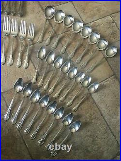 1847 ROGERS Bros IS REMEMBRANCE 54 pc Silver plate SERVICE for 8 Flatware Set