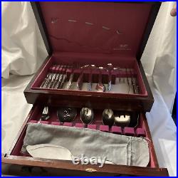 1847 Rogers 69 Pc IS INTERNATIONAL SILVER FLAIR Plate Flatware Chest Silverware