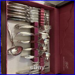 1847 Rogers 69 Pc IS INTERNATIONAL SILVER FLAIR Plate Flatware Chest Silverware