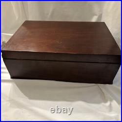 1847 Rogers 69 Pc IS INTERNATIONAL SILVER FLAIR Plate Flatware Chest Silverware