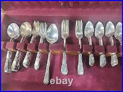 1847 Rogers Bros ADORATION Pattern Silverware 76 Piece 12 Place Set Withcase