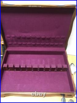 1847 Rogers Bros Adoration 61 Pc. Flatware Silverware Set withCase 8 place setting