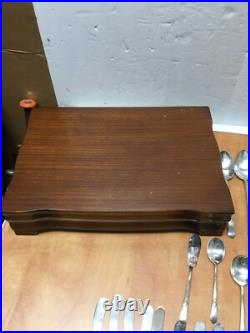 1847 Rogers Bros Adoration 61 Pc. Flatware Silverware Set withCase 8 place setting