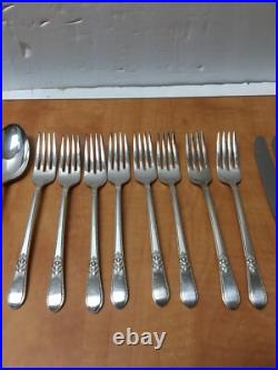 1847 Rogers Bros Adoration 61 Pc. Flatware Silverware Set withCase 8 place setting