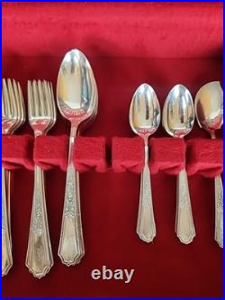 1847 Rogers Bros Antique Silver Plate 1924 Ancestral 55-Pc Flatware Monogram Box