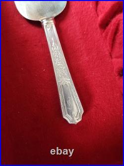1847 Rogers Bros Antique Silver Plate 1924 Ancestral 55-Pc Flatware Monogram Box