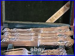 1847 Rogers Bros Charter Oak XS Triple Silverplate Set, 26 PIECES, Monogram BOX