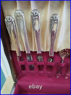 1847 Rogers Bros Daffodil Pattern Service For 8 & Serving Pieces 57 Pc. Total