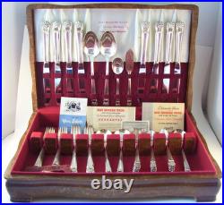 1847 Rogers Bros Eternally Yours 52pc Set with Wooden Chest Silver Plate 1941 IS