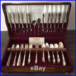 1847 Rogers Bros FIRST LOVE Silver Plate Flatware Set and Wooden Box 88 pcs Used