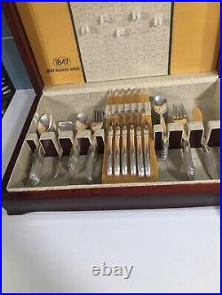 1847 Rogers Bros Flair 1956 Silverplate 52 Piece Service For 8, Stamped IS