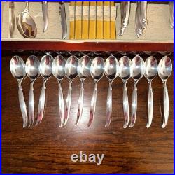 1847 Rogers Bros Flair Silverplate Flatware with Wood Chest serving 12 total 69