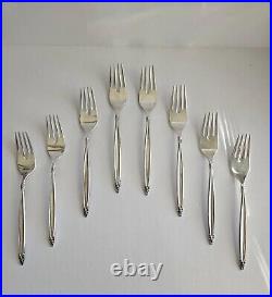 1847 Rogers Bros. GARLAND Flatware Set with Chest Set Of