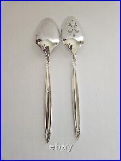 1847 Rogers Bros. GARLAND Flatware Set with Chest Set Of