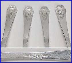 1847 Rogers Bros HERALDIC 1916 Hammered Silver Plate 60 pc Flatware Set + Chest