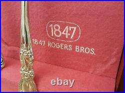 1847 Rogers Bros Heritage silverplate flatware 60 pieces + case service for 8