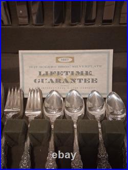 1847 Rogers Bros. Heritage silverware, 80 Pieces With Wooden Storage Box 1847 Rogers Bros. Heritage silverware, 80 Pieces With Wooden Storage Box