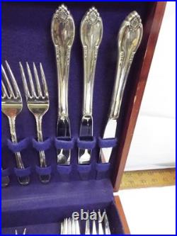 1847 Rogers Bros IS Remembrance 39pc Silver Plate Flatware Set Knife Fork Ladle