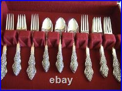 1847 Rogers Bros IS SILVER RENAISSANCE Service for 8 + 2 Serving Pcs Silverplate