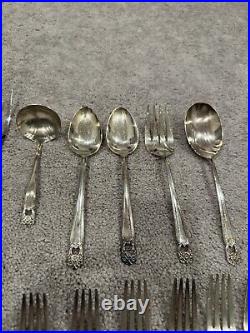 1847 Rogers Bros. IS Silver plate 59 pieces Eternally Yours Flatware withBox