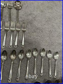 1847 Rogers Bros. IS Silver plate 59 pieces Eternally Yours Flatware withBox