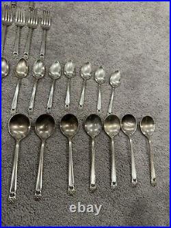 1847 Rogers Bros. IS Silver plate 59 pieces Eternally Yours Flatware withBox