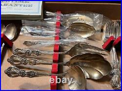 1847 Rogers Bros IS Silverplate Grand Heritage Floral Flatware 48 Pc In MCM Box