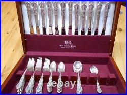 1847 Rogers Bros IS Silverplate Heritage Flatware Set in Case 61 Pieces