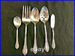 1847 Rogers Bros IS Silverware Set Remembrance 51 Piece withChest SHIPS FREE. EUC