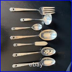 1847 Rogers Bros Int'l Silver Eternally Yours Silver Plate 55 Pcs Deluxe Case