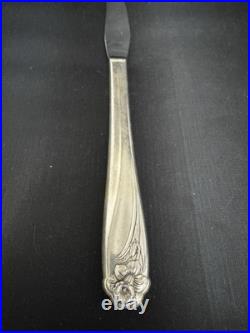 1847 Rogers Bros International Silver Silverplate Daffodil Flatware Lot of 47