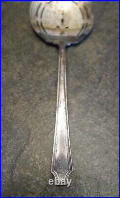 1847 Rogers Bros. Legacy Silver Plate Tomato Server