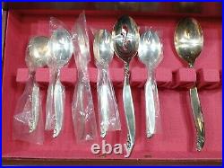 1847 Rogers Bros Leilani Silverware 1961 Flatware 53 Pieces Silverplate w Chest
