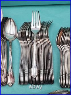 1847 Rogers Bros REMEMBRANCE Silverplate 154 Pcs. Needs Polished Read Descript