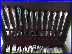 1847 Rogers Bros Remembrance Flatware Silverware 64 Pc Set 8 Service with Case