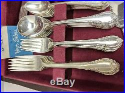 1847 Rogers Bros Remembrance Set 96 Pieces Of Silverplated Silverware 1948