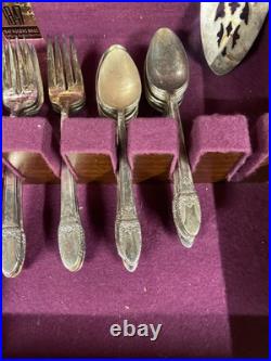 1847 Rogers Bros Silver Plate 1937 First Love 50 Piece Flatware Set For 8