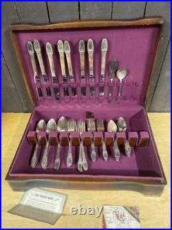 1847 Rogers Bros Silver Plate 1937 First Love 50 Piece Flatware Set For 8